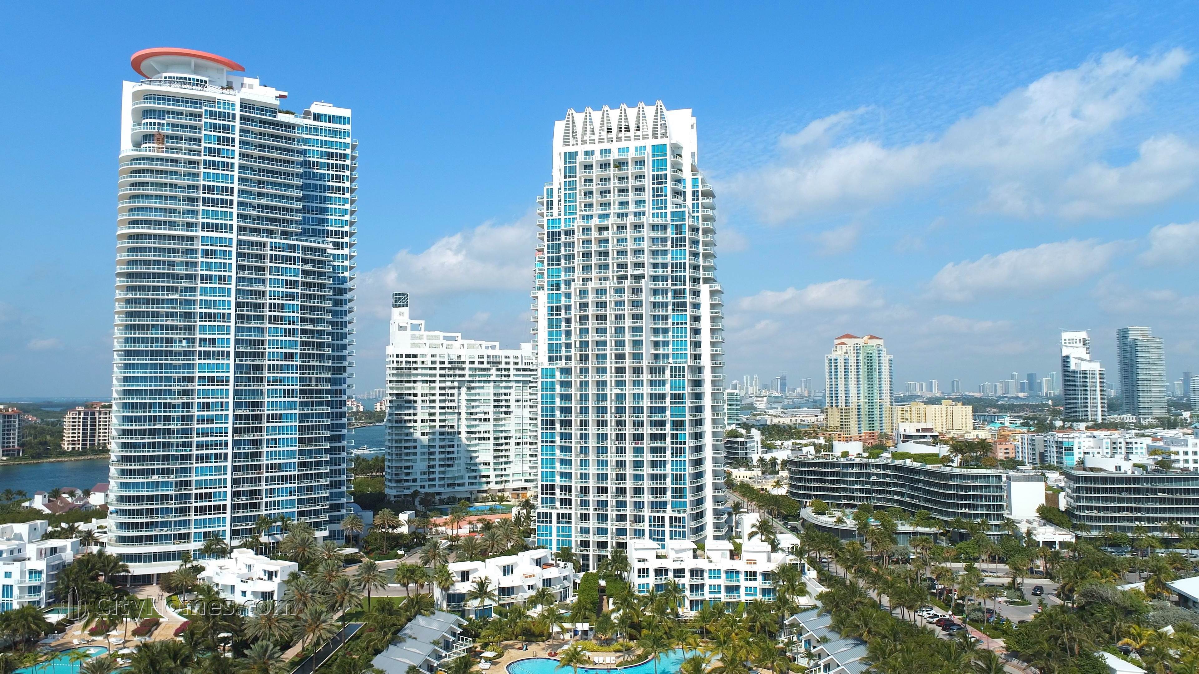 CONTINUUM NORTH TOWER gebouw op 50 S Pointe Drive, South of Fifth, Miami Beach, FL 33139