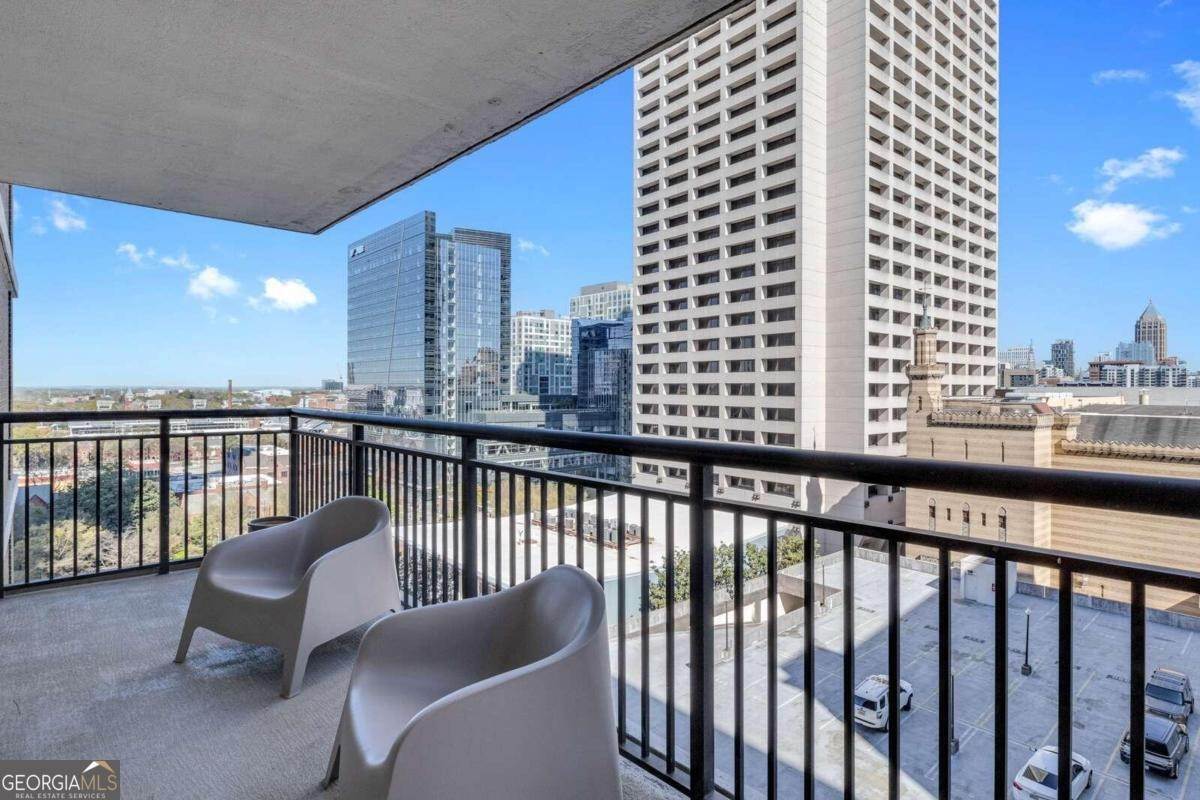 Condominium for Sale at Midtown Atlanta, Atlanta, GA 30308