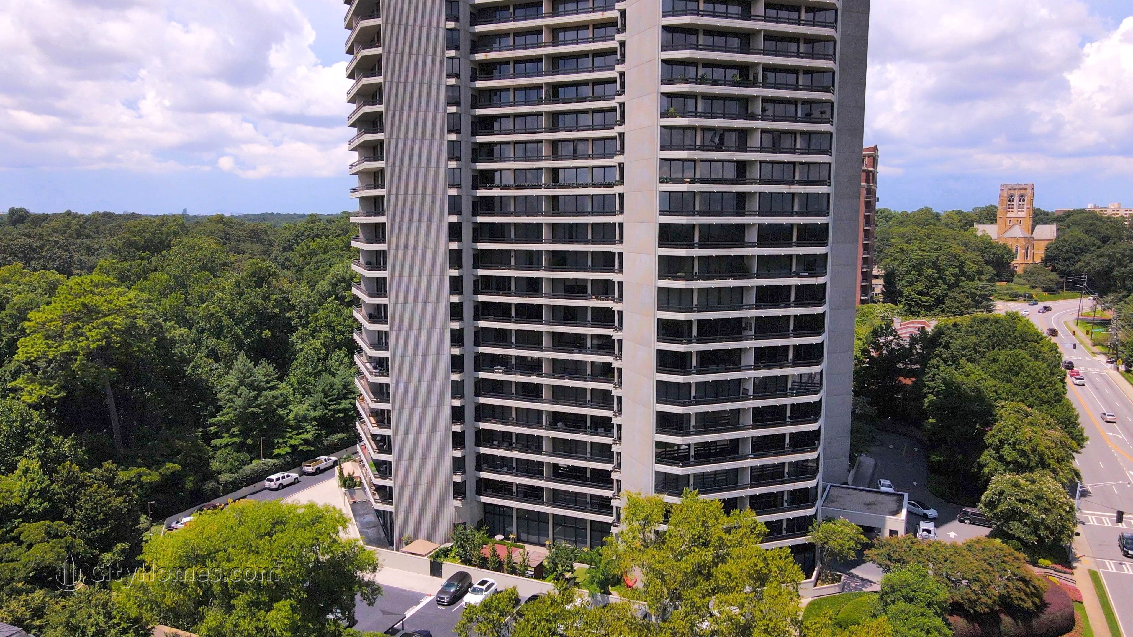Park Place on Peachtree building at 2660 Peachtree Rd, Peachtree Heights West, Atlanta, GA 30305