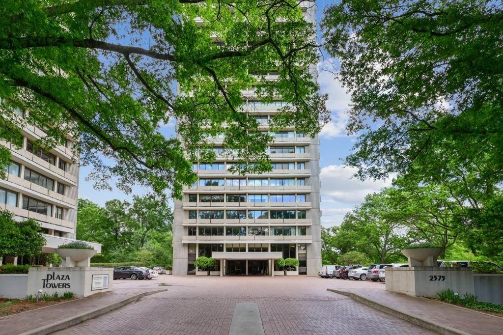 Condominium for Sale at Peachtree Heights West, Atlanta, GA 30305