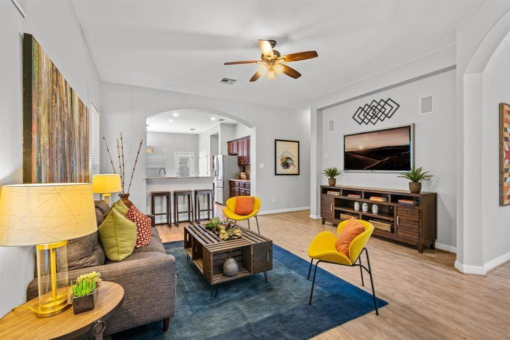 Single Family for Sale at Parkside at Slaughter Creek, Austin, TX 78747