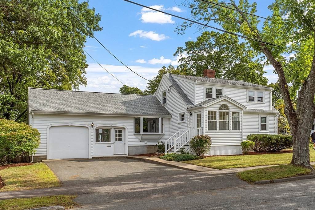 Single Family for Sale at Danvers, MA 01923