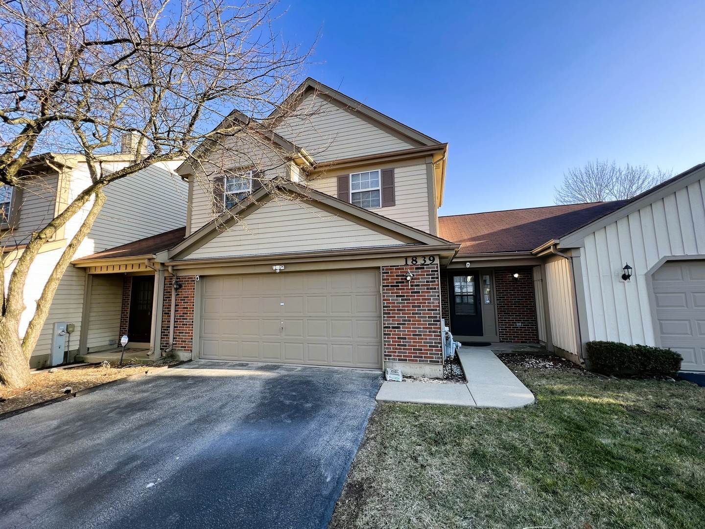 Townhouse at Downers Grove, IL 60516