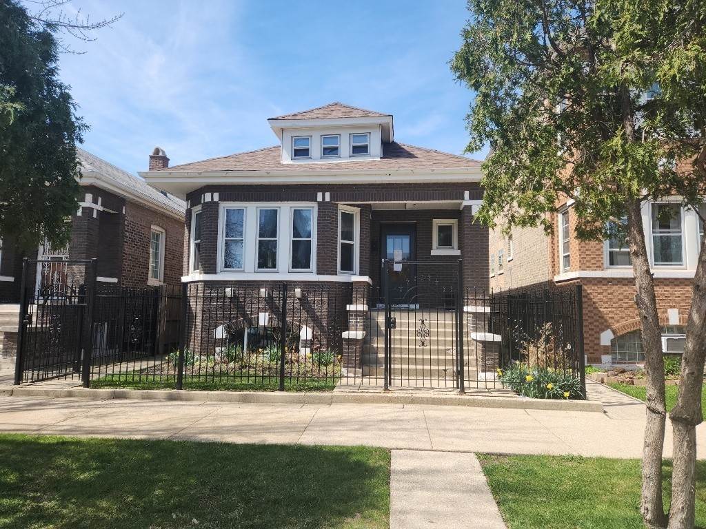 Single Family for Sale at Archer Heights, Chicago, IL 60632