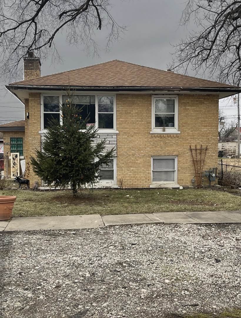Single Family for Sale at Dixmoor, IL 60426
