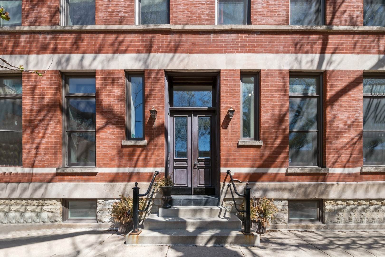Duplex Homes for Sale at Old Town Triangle, Chicago, IL 60614