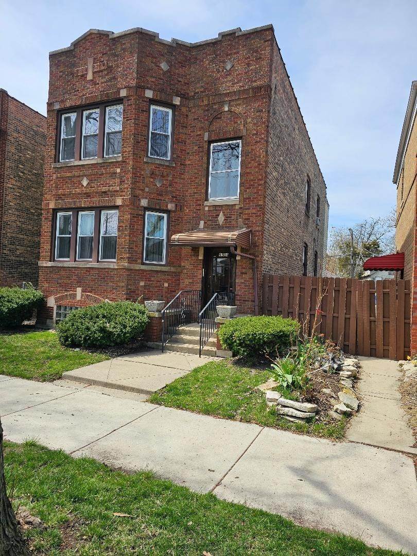 Multi Family for Sale at Longwood Manor, Chicago, IL 60643