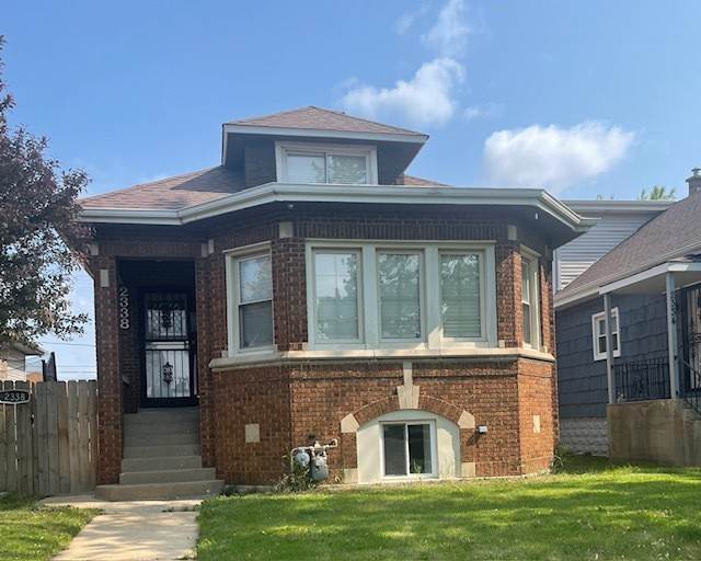 Single Family for Sale at Blue Island, IL 60406