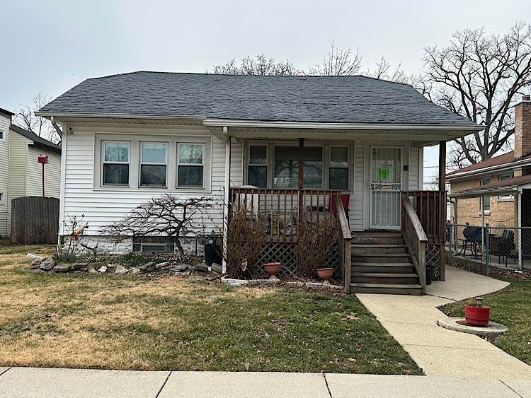 Single Family for Sale at Broadview, IL 60155