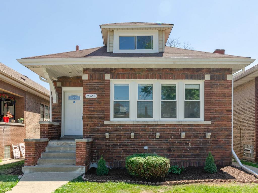 Single Family for Sale at Brainerd, Chicago, IL 60620