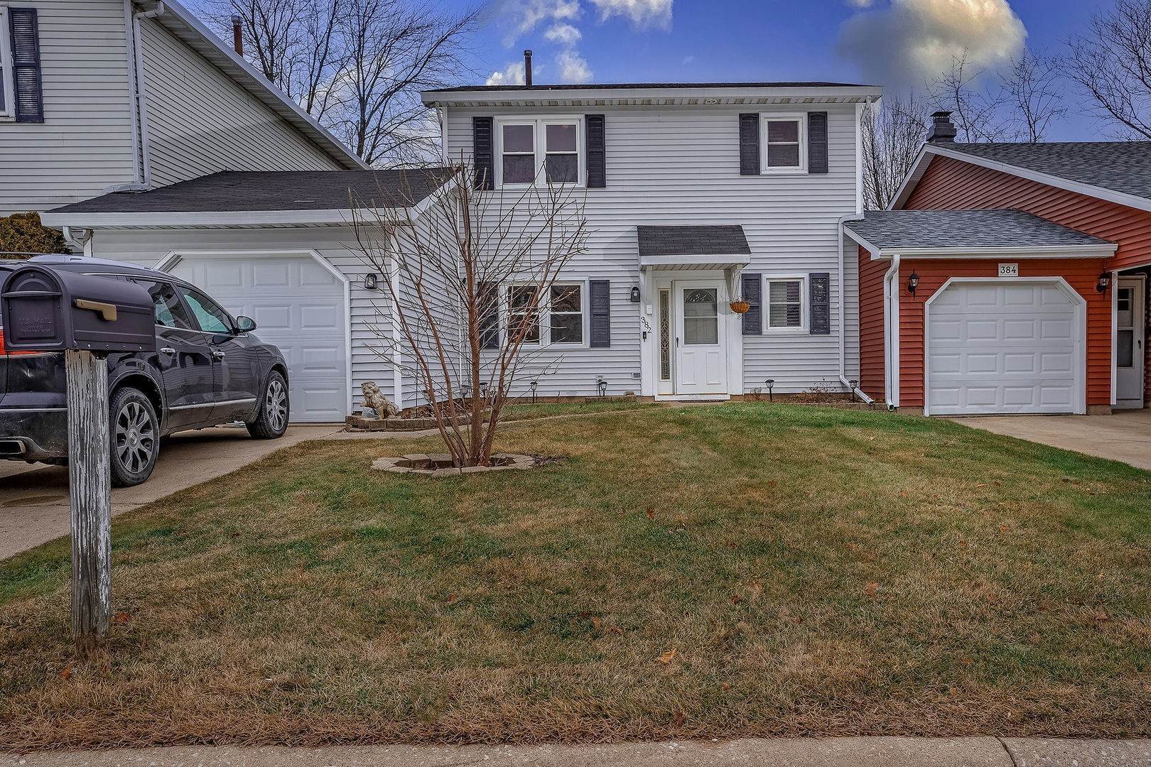 Townhouse for Sale at Glendale Heights, IL 60139