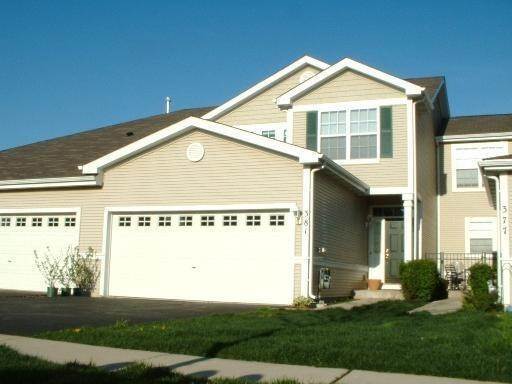 Townhouse for Sale at Round Lake, IL 60073