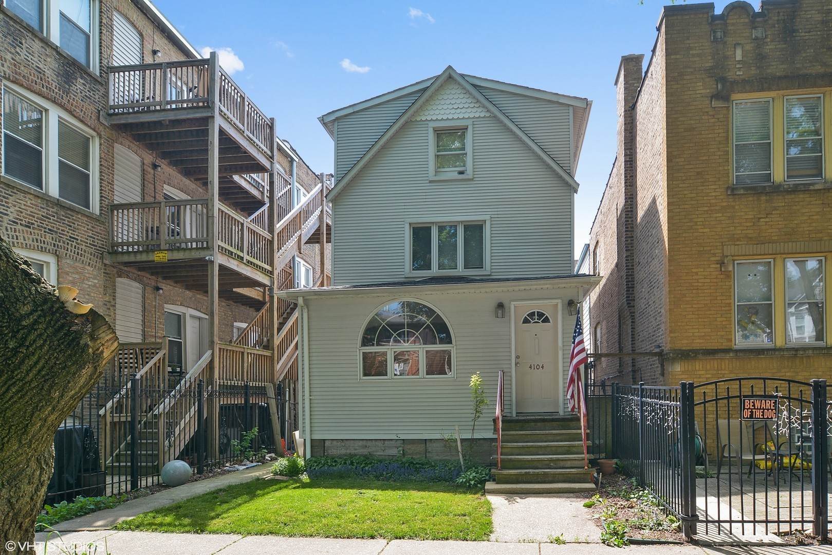 Single Family for Sale at Irving Park, Chicago, IL 60618