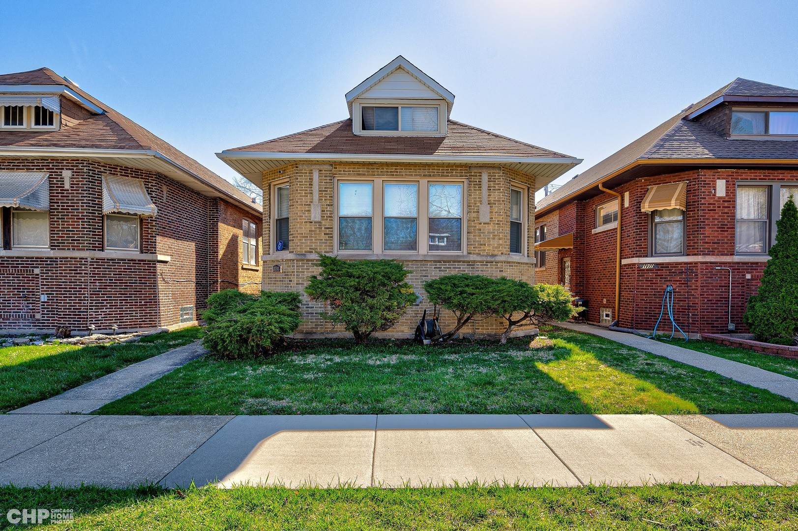Single Family for Sale at Morgan Park, Chicago, IL 60643