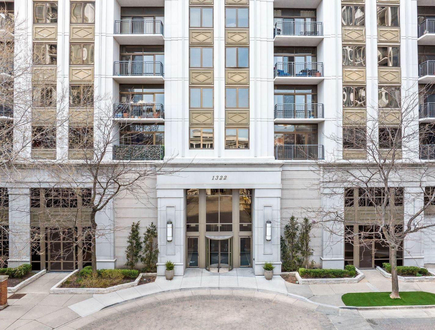 Single Family for Sale at Central Station, Chicago, IL 60605