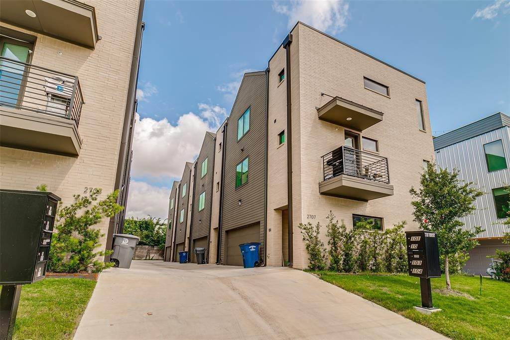 Condominium at Medical District, Dallas, TX 75235