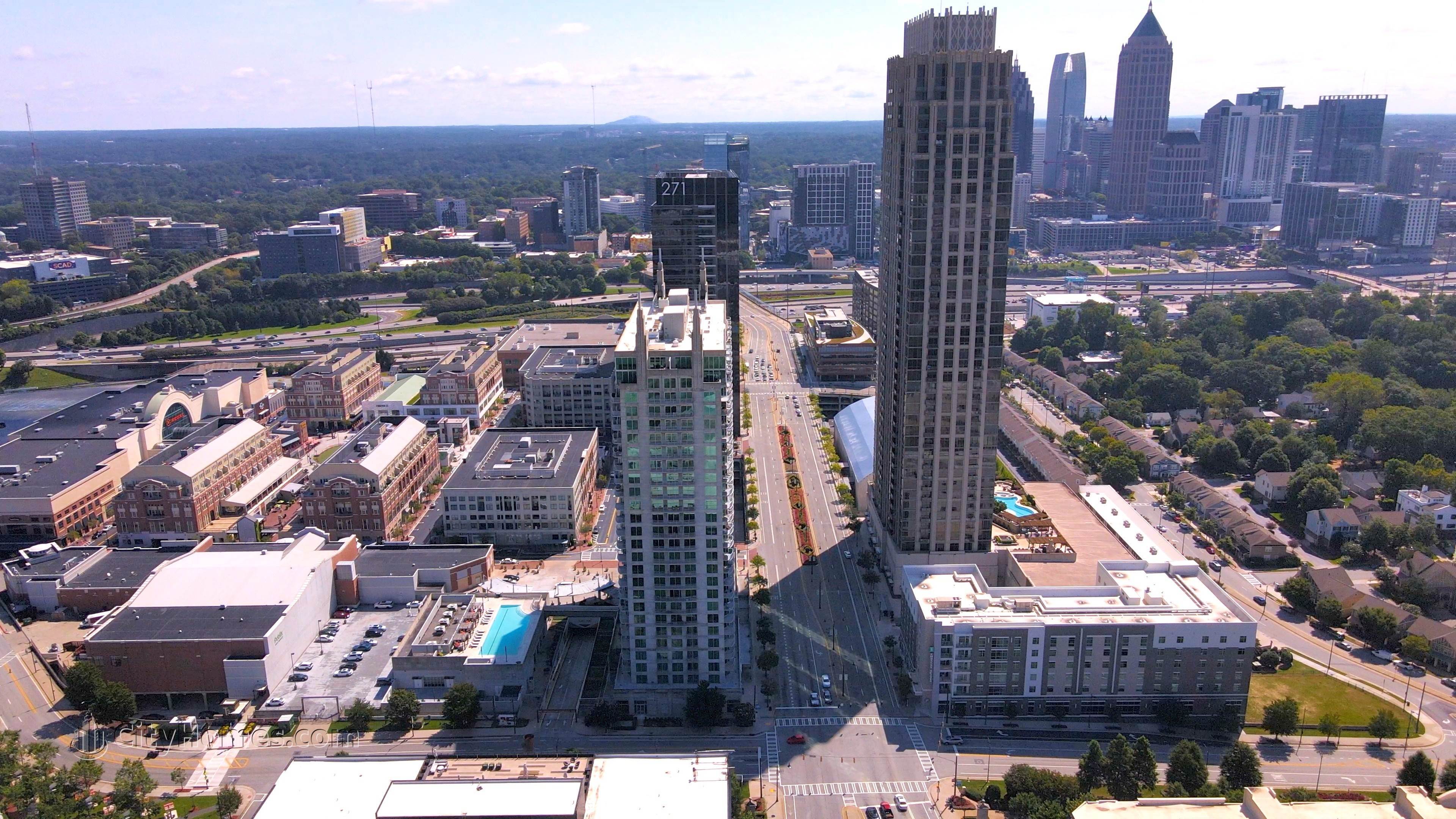 6. Twelve Midtown Residences xây dựng tại 361 17th St NW, Atlantic Station, Atlanta, GA 30363