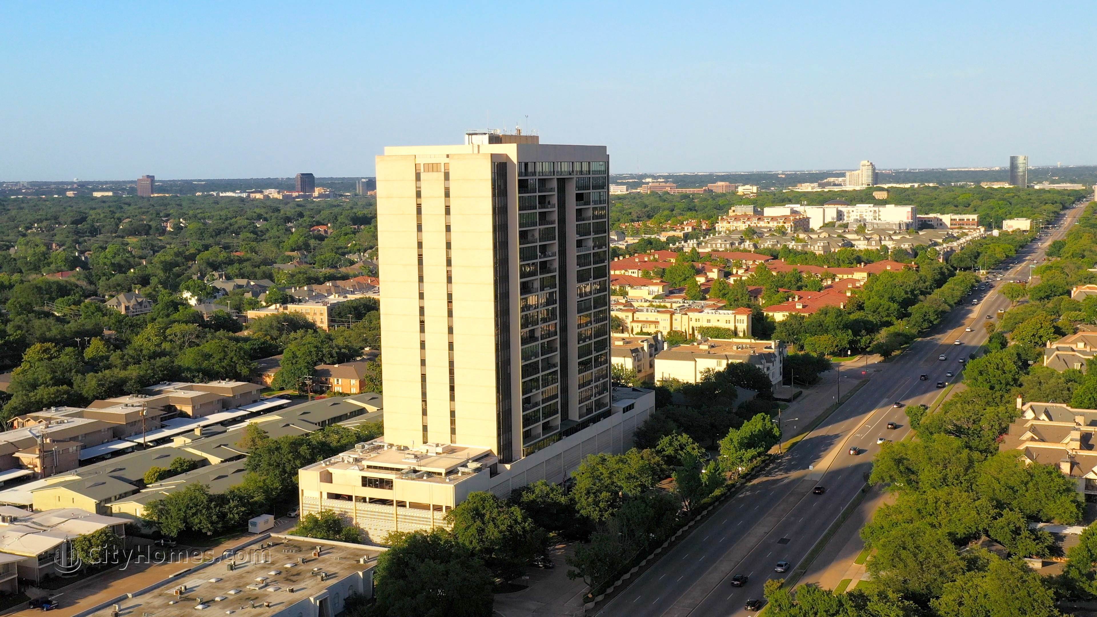 4. Athena Condominiums bâtiment à 6335 W Northwest Hwy, Preston Hollow, Dallas, TX 75225