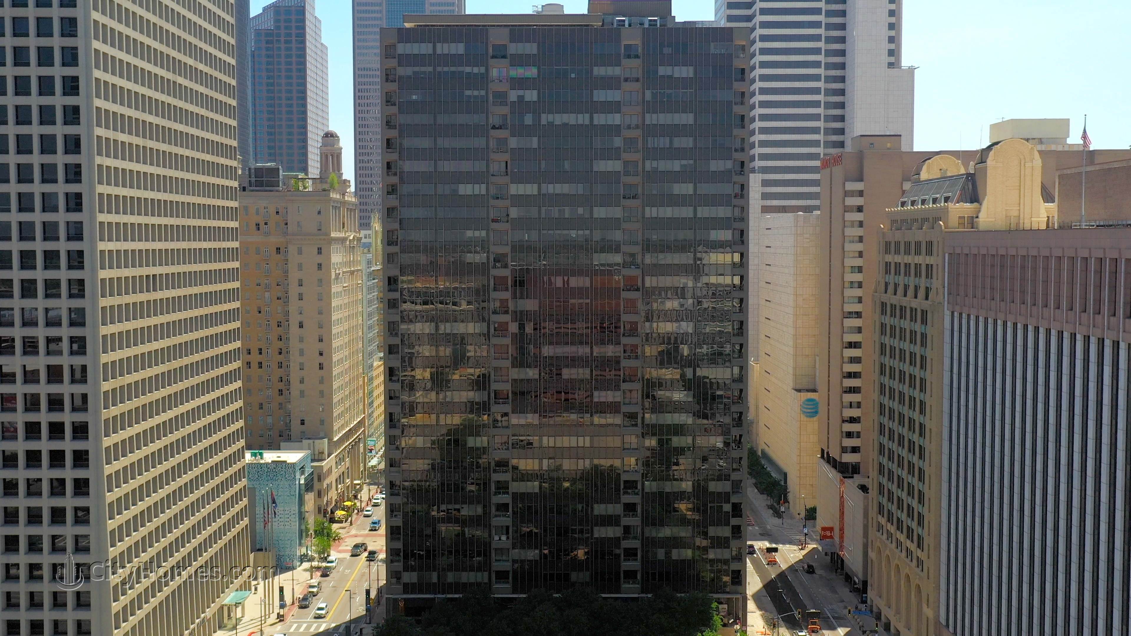 2. The Metropolitan Condos gebouw op 1200 Main St, Main Street District, Dallas, TX 75202