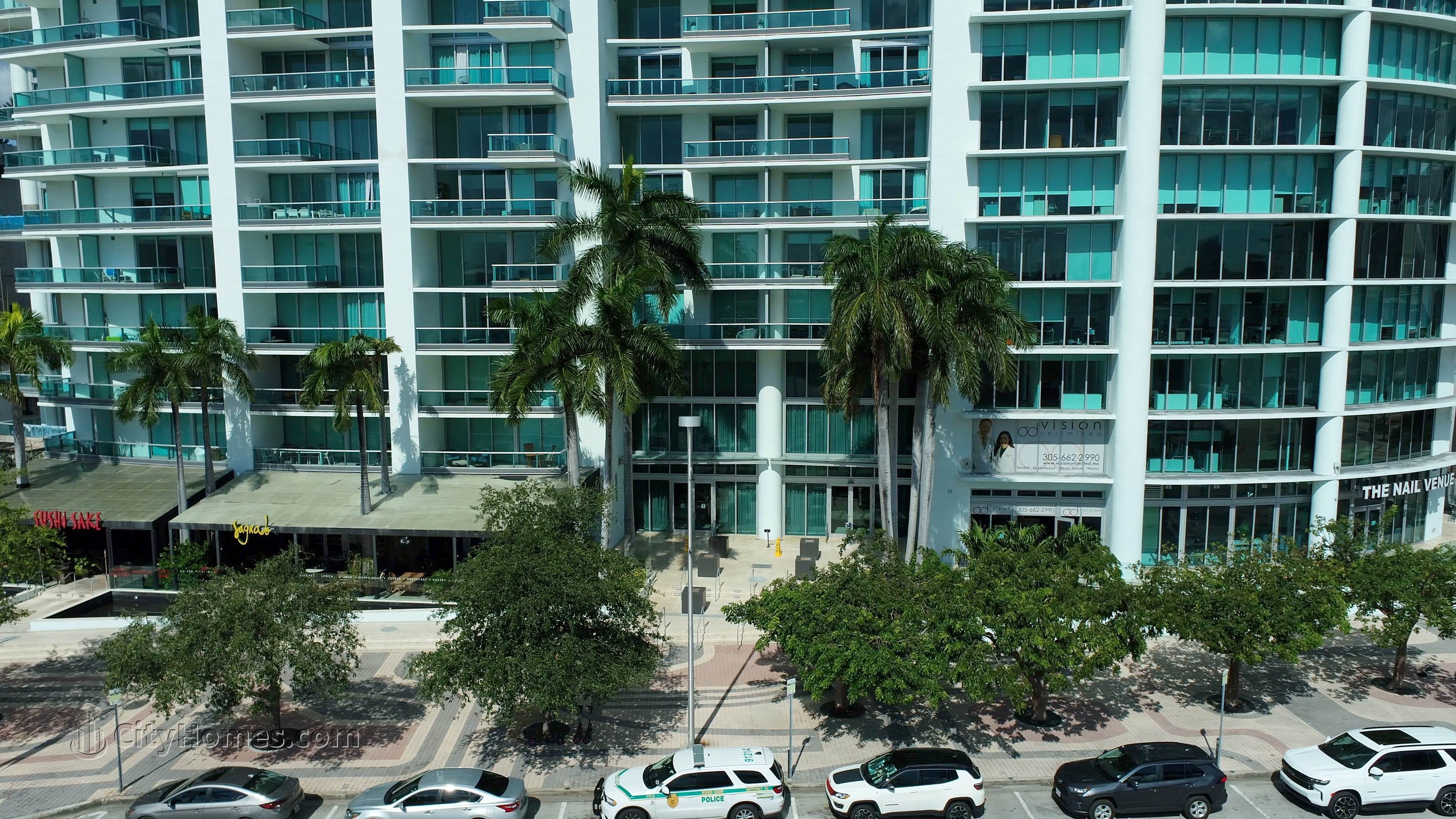 6. 900 Biscayne Bay建於 900 Biscayne Boulevard, Miami, FL 33132