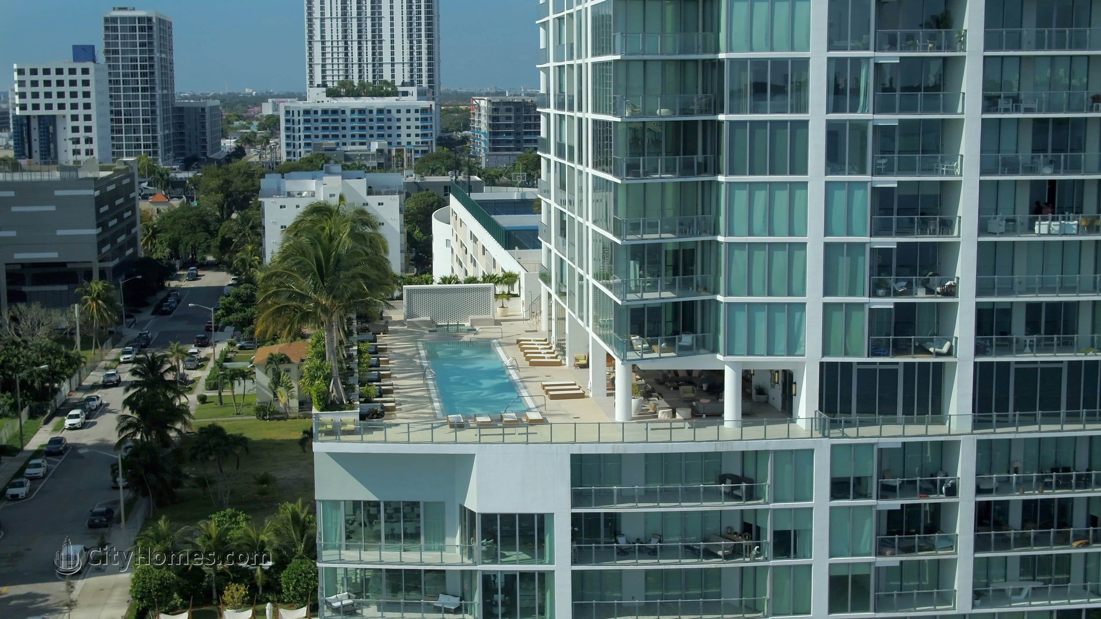 4. Biscayne Beach xây dựng tại 2900 NE 7th Avenue, Edgewater, Miami, FL 33137