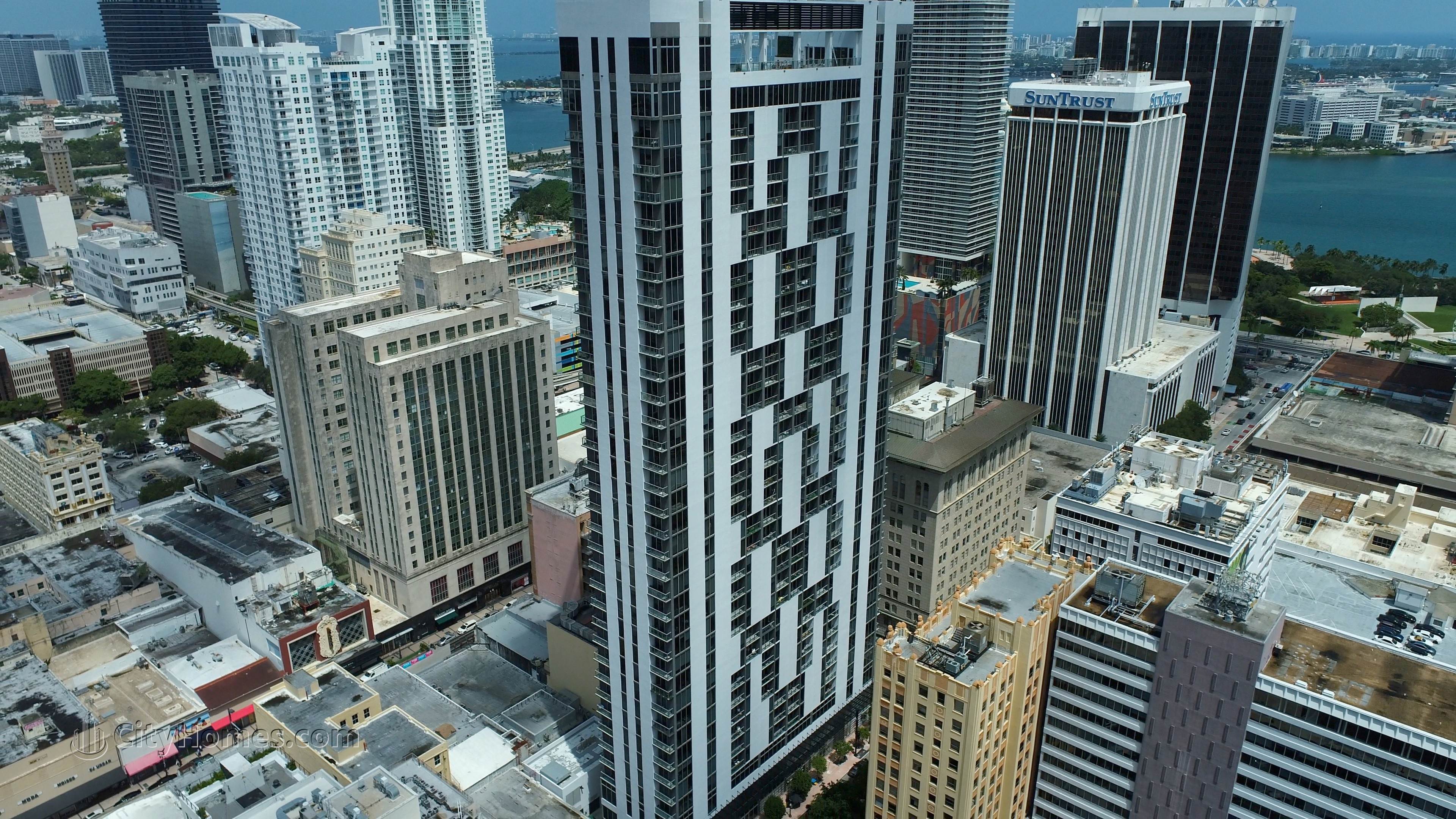 2. Centro xây dựng tại 151 SE 1st Street, Downtown Miami, Miami, FL 33132