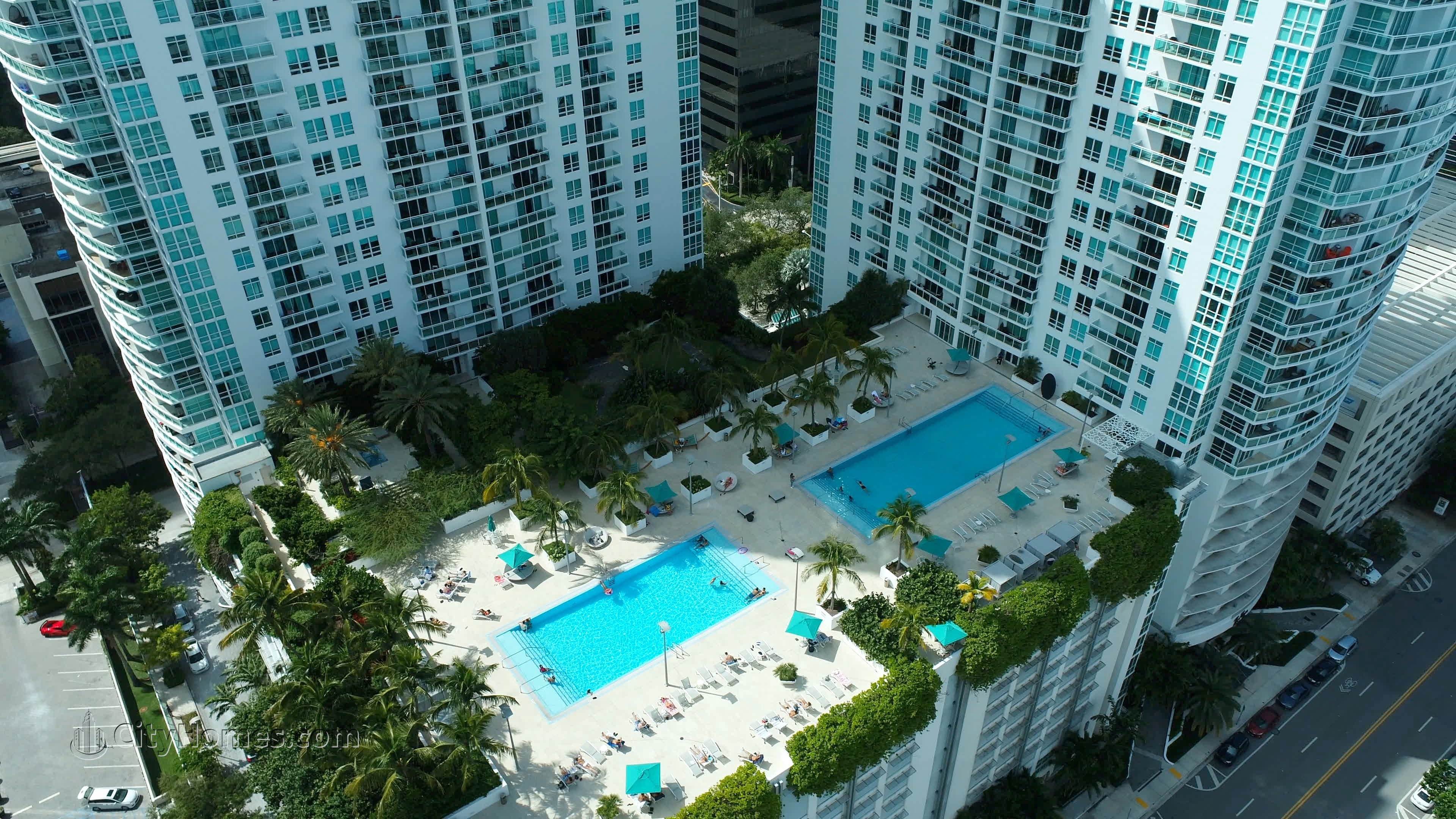 5. Plaza on Brickell - 950 Tower byggnad vid 950 Brickell Bay Drive Avenue, Miami, FL 33131