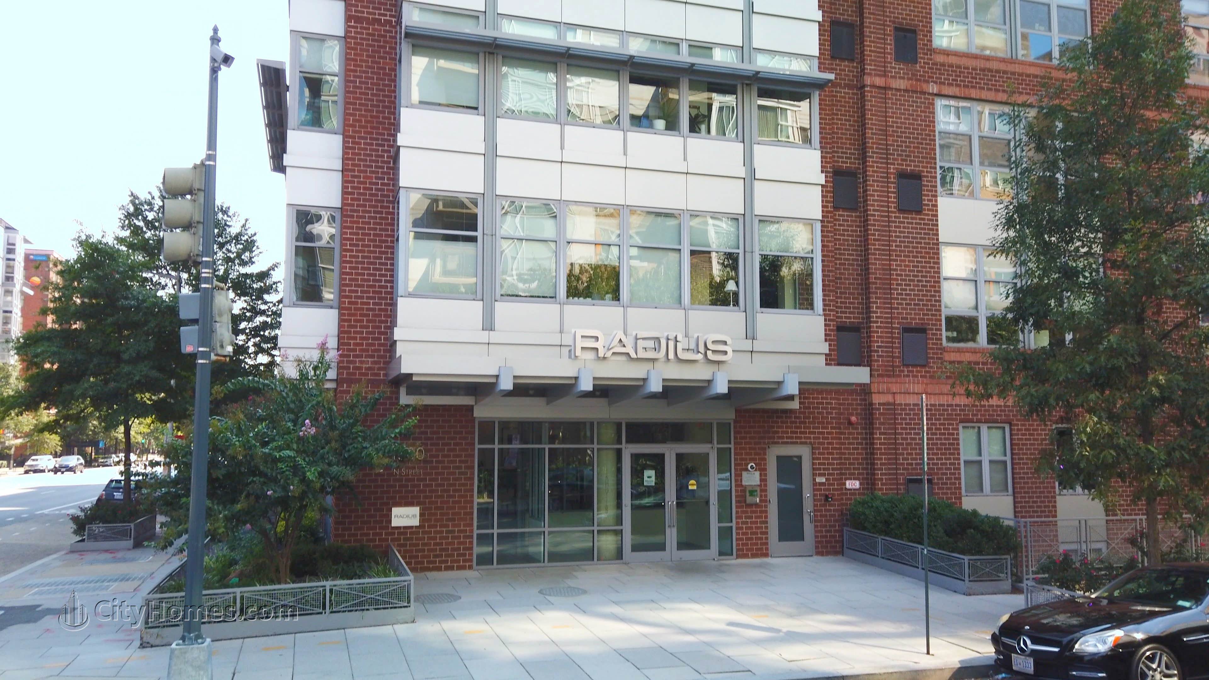 4. Radius Condos κτίριο σε 1300 N St NW, Logan Circle, Washington, DC 20005