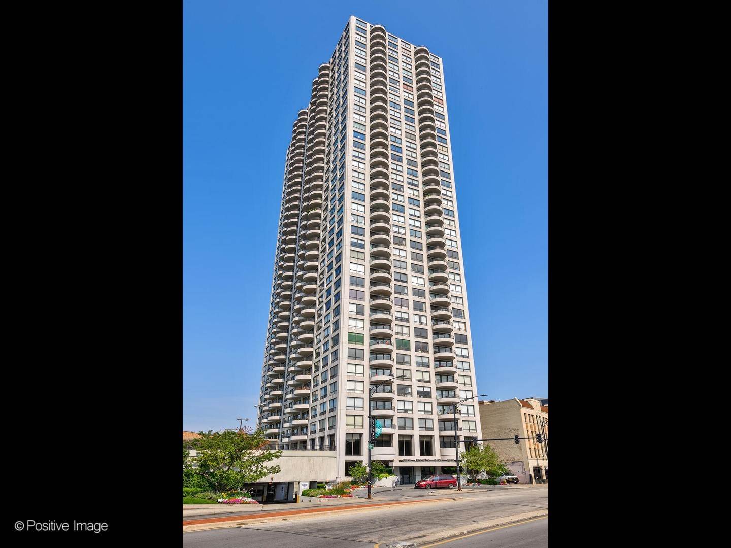 Single Family for Sale at Lincoln Park, Chicago, IL 60614