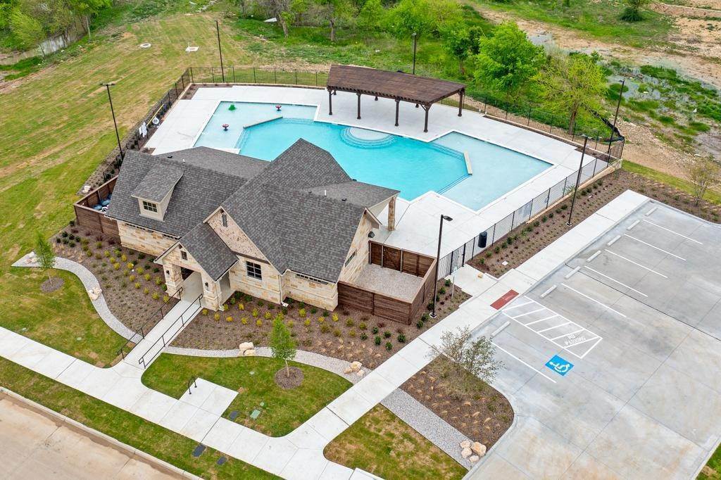 3. Hulen Trails building at 10620 Moss Cove Drive, Fort Worth, TX 76036