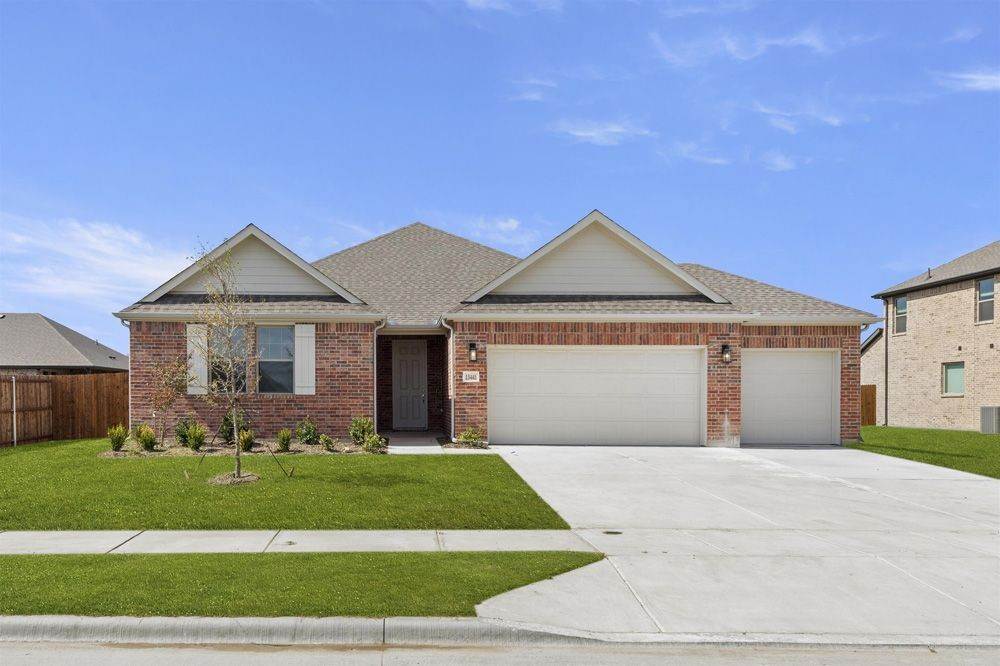 Single Family for Sale at Haslet, TX 76052