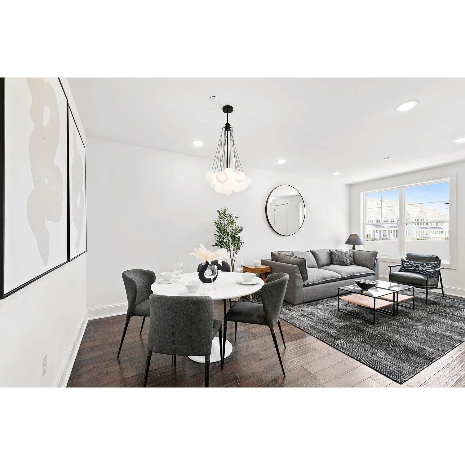 28. Meadowbrook Pointe East Meadow xây dựng tại 123 Merrick Avenue, East Meadow, NY 11554