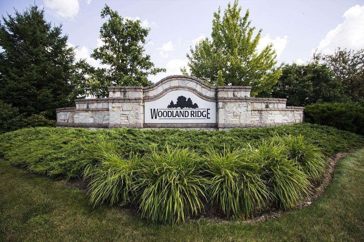 2. Woodland Ridge建於 Hickory Hill Drive & Forest Ridge Circle, Sussex, WI 53089