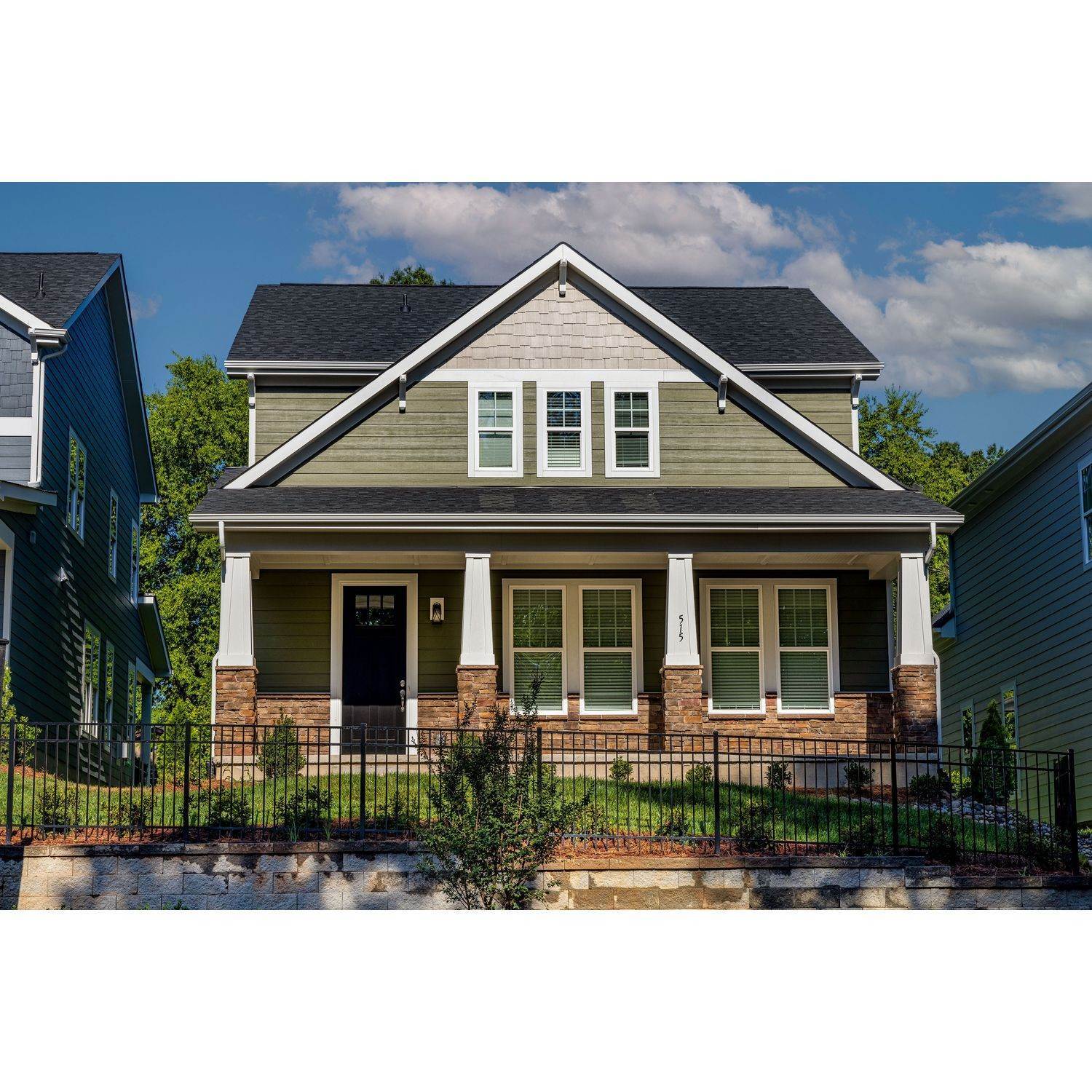 Single Family for Sale at Charlotte, NC 28269