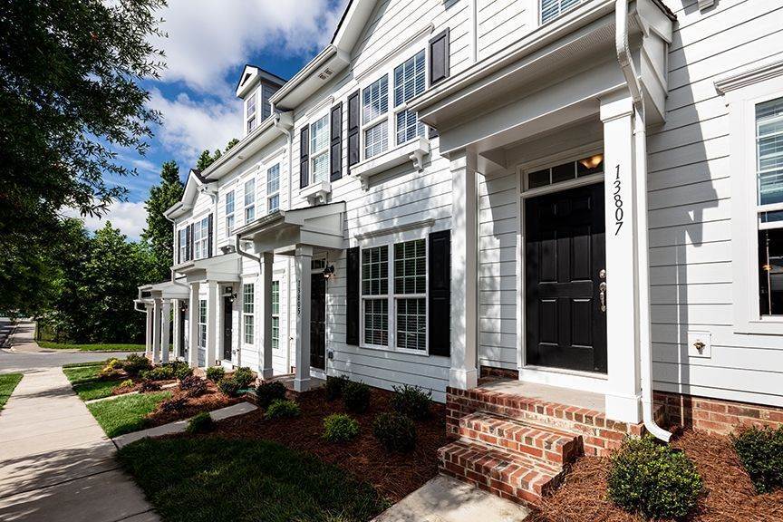 Multi Family for Sale at Huntersville, NC 28078