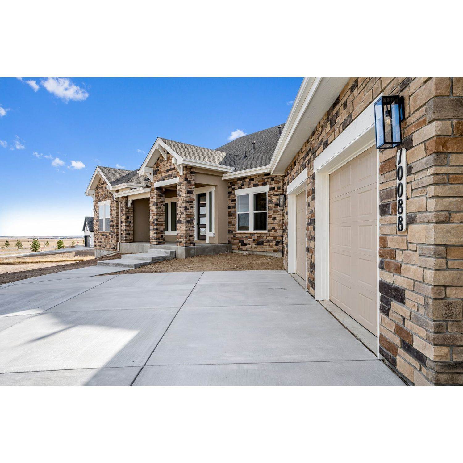 Single Family for Sale at Monument, CO 80132