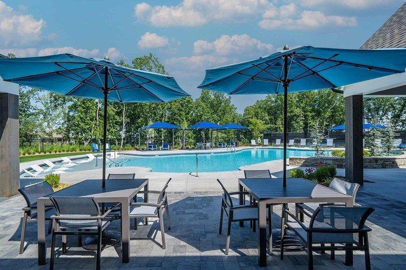The Retreat at Sterling on the Lake 48' Gebäude bei 6828 Bungalow Road, Flowery Branch, GA 30542