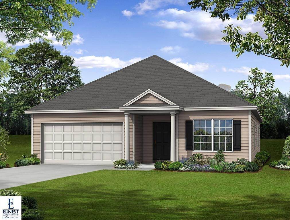 Single Family for Sale at Richmond Hill, GA 31324