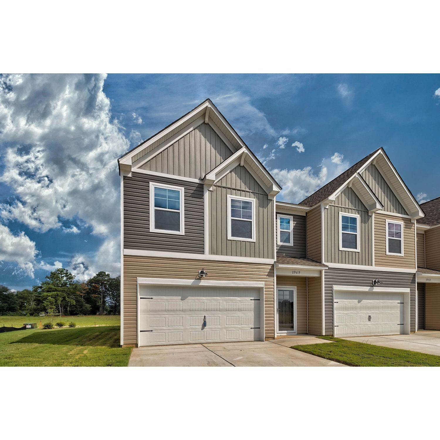 Townhomes at Hunter's Crossing Gebäude bei 1910 Flagpole Drive, Sumter, SC 29150