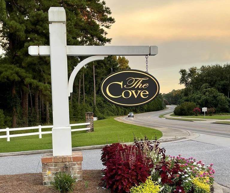 The Cove prédio em 2390 Topsail Drive, Sumter, SC 29150