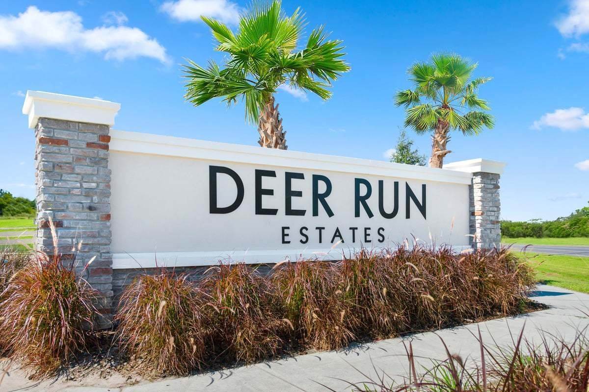 Deer Run Estates building at Deer Run Rd. And 1st Ave., St. Cloud, FL 34772