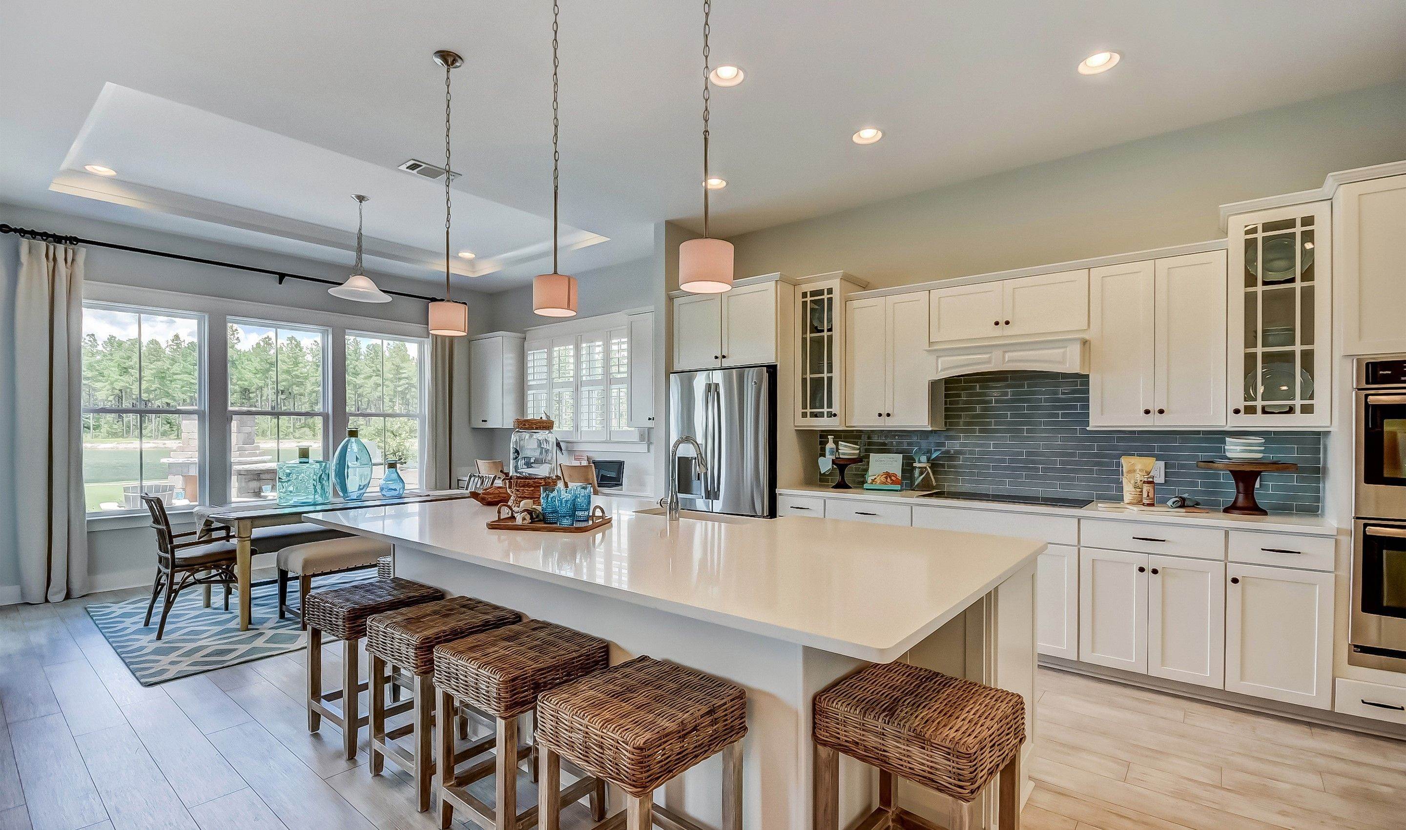 4. 109 Magnolia House Drive, Summerville, SC 29486에 K. Hovnanian's® Four Seasons at Lakes of Cane Bay 건물