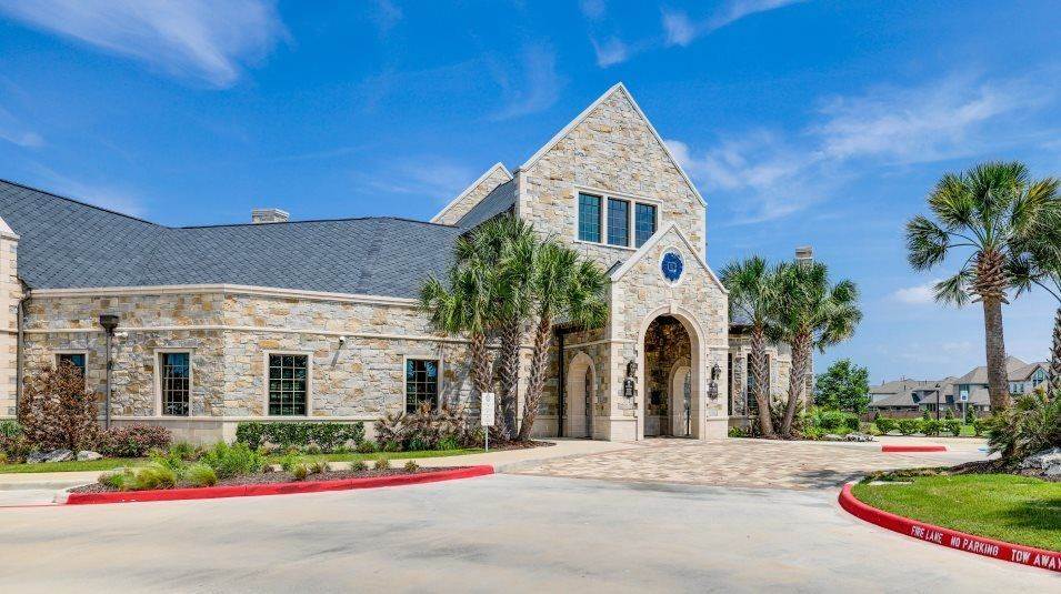 6. Balmoral - Avante Collection xây dựng tại 12347 Sterling Oaks Dr., Humble, TX 77346