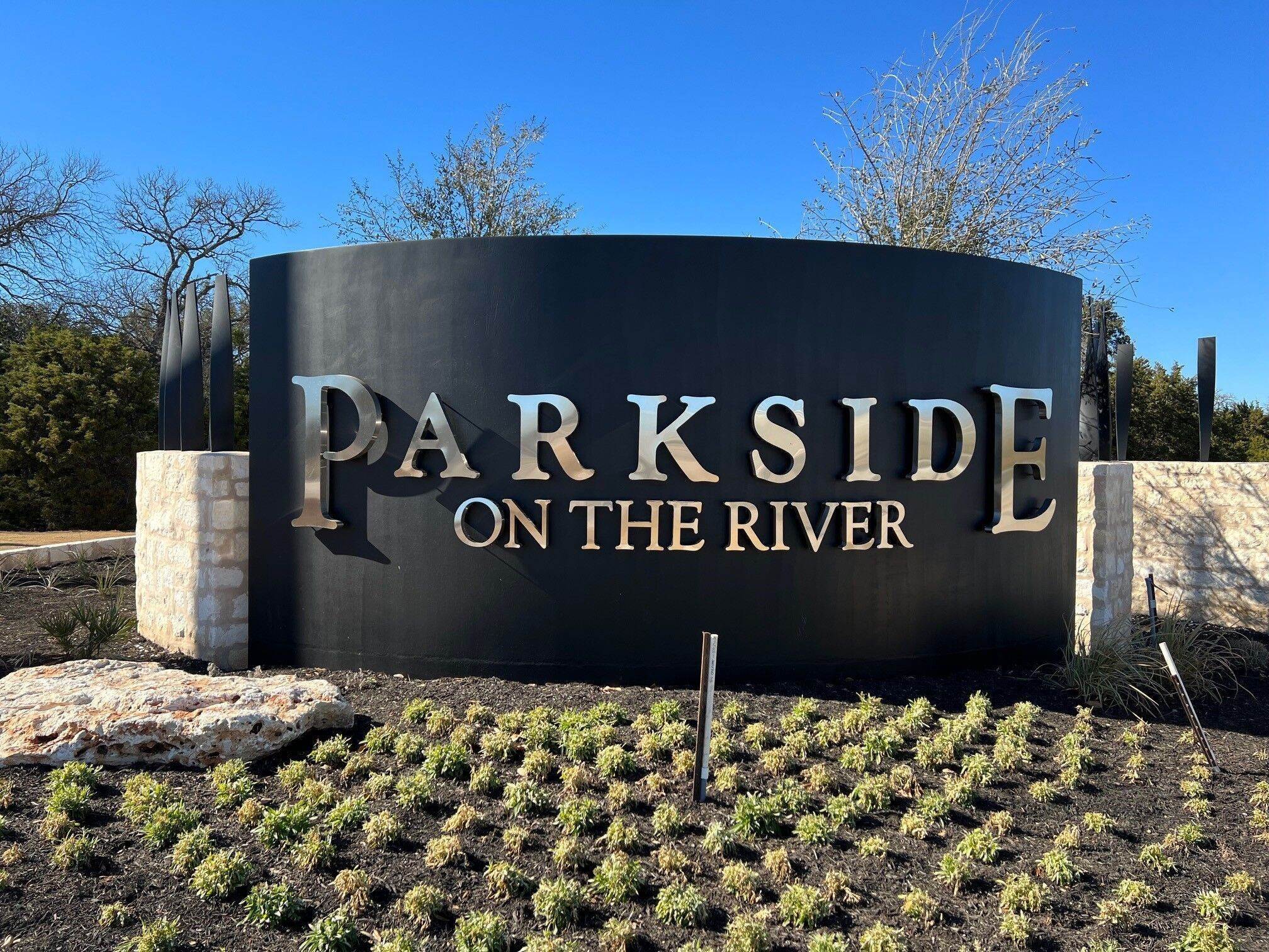 7. Parkside on the River gebouw op 1010 Texas Ash Lane, Georgetown, TX 78628
