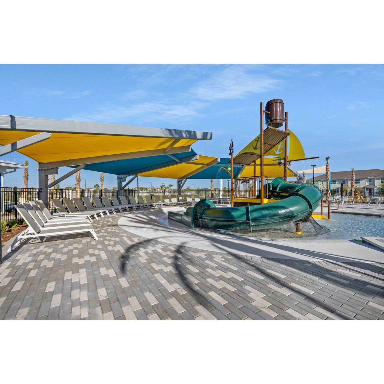 18. Meridian Parks xây dựng tại 12471 Shipwatch Street, Orlando, FL 32832