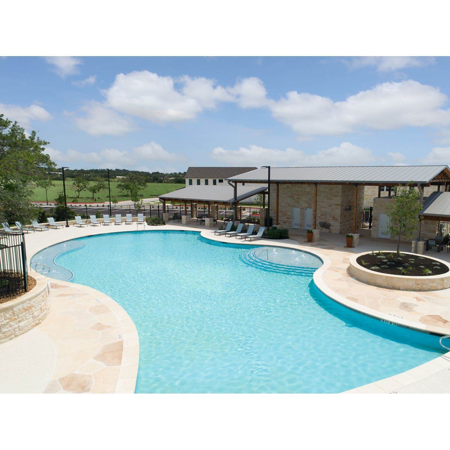13. 644 Lone Peak Way, Dripping Springs, TX 78620에 Big Sky Ranch - Heritage Collection 건물