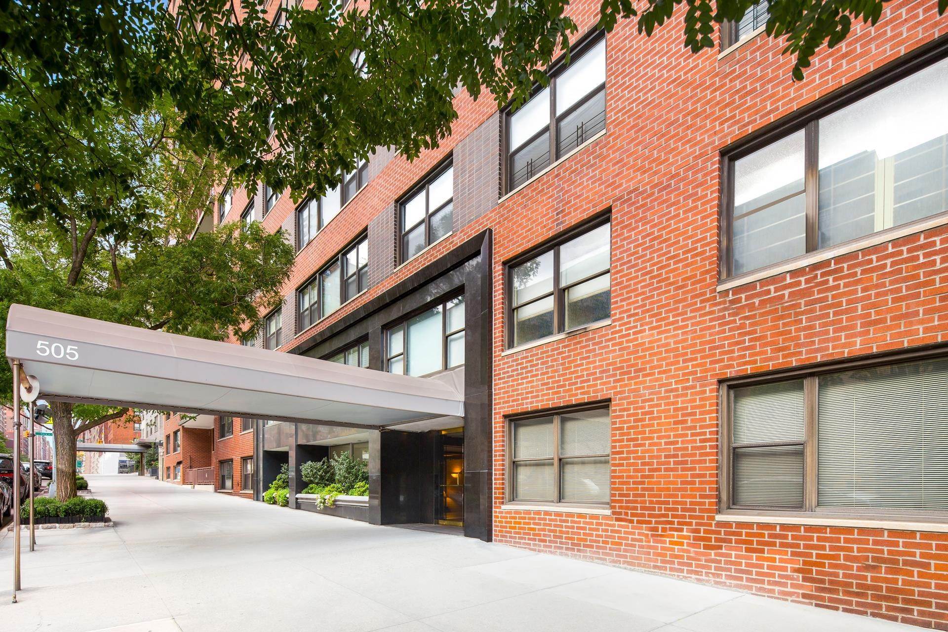 Cooperative for Sale at Yorkville, Manhattan, NY 10075
