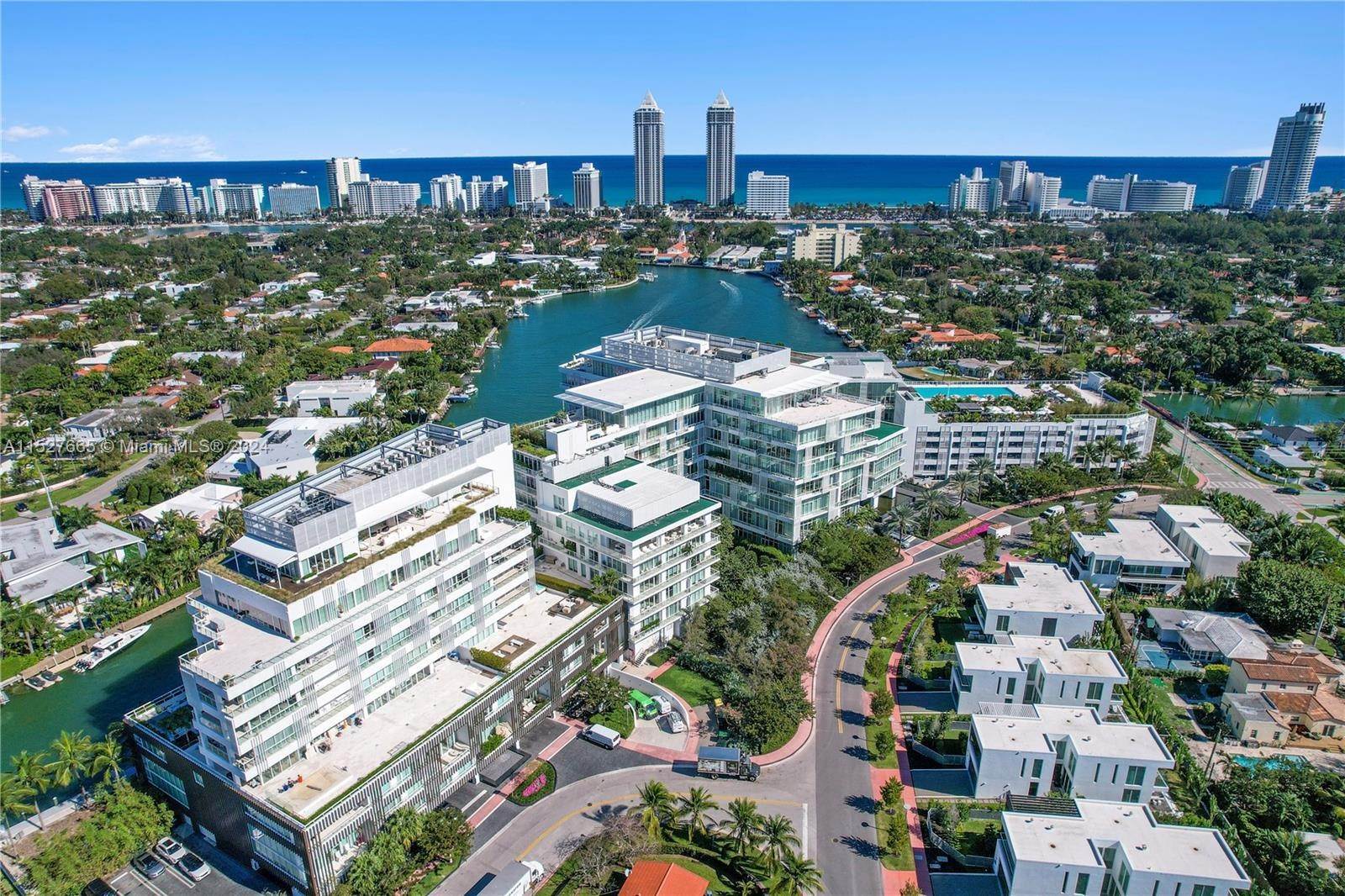 Condominium pour l Vente à Nautilus, Miami Beach, FL 33140
