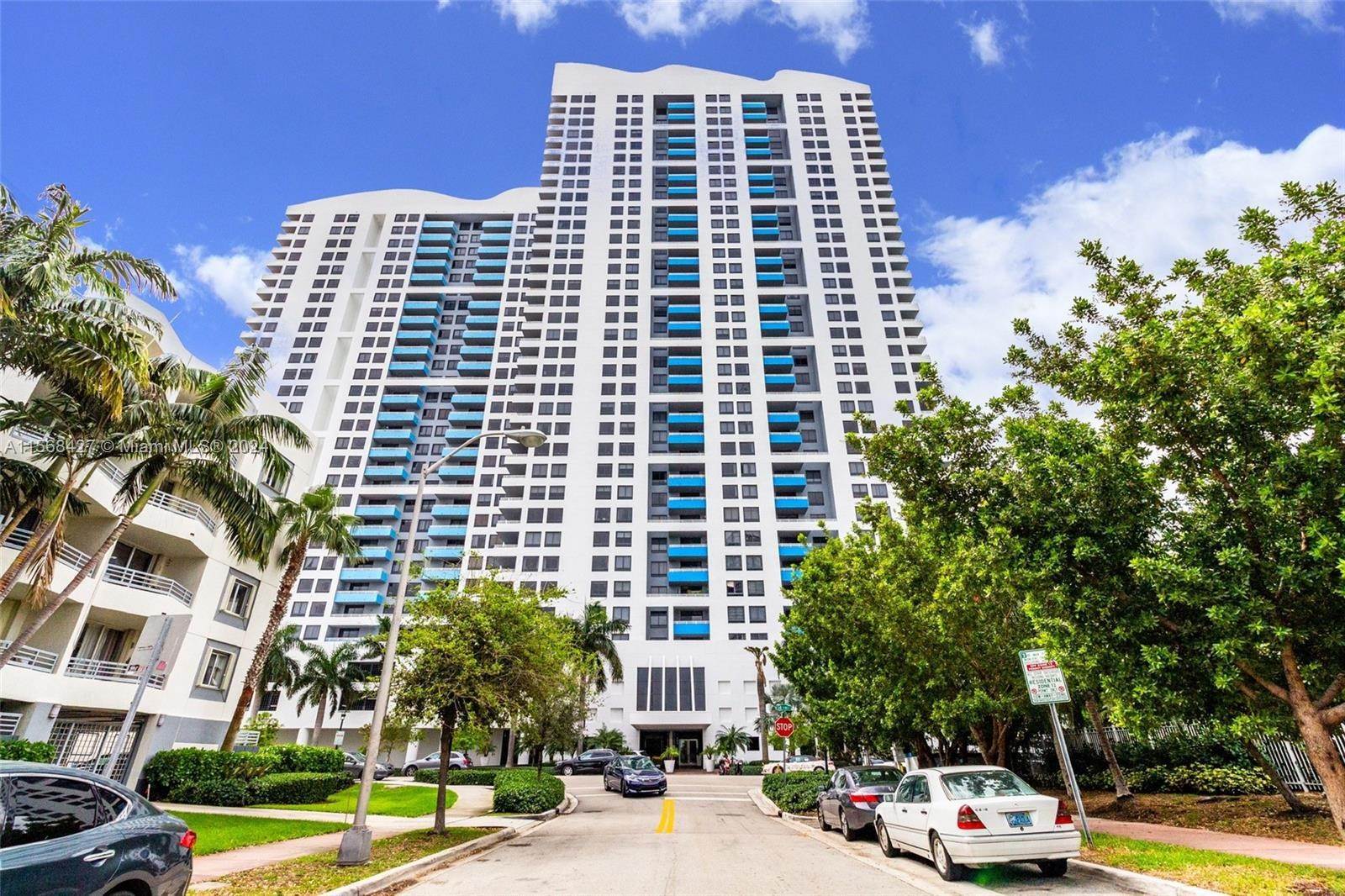 Condominio per Vendita alle ore West Avenue, Miami Beach, FL 33139
