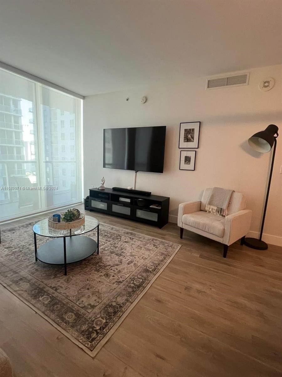 Condominium voor Verkoop op Downtown Miami, Miami, FL 33132